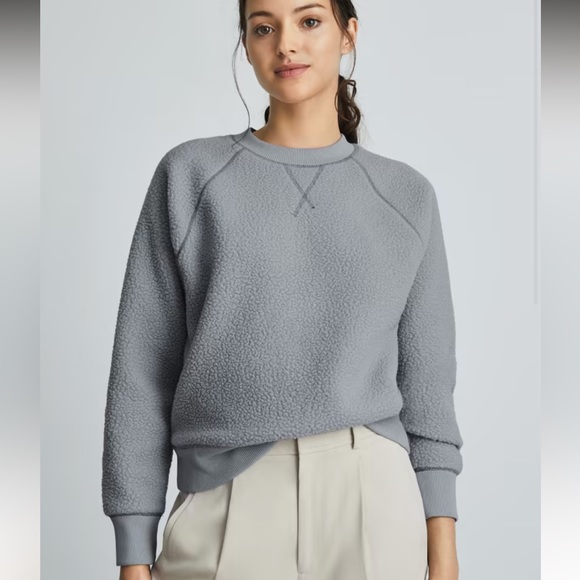 Everlane Sweaters - Everlane reNew fleece raglan Women's Sweater